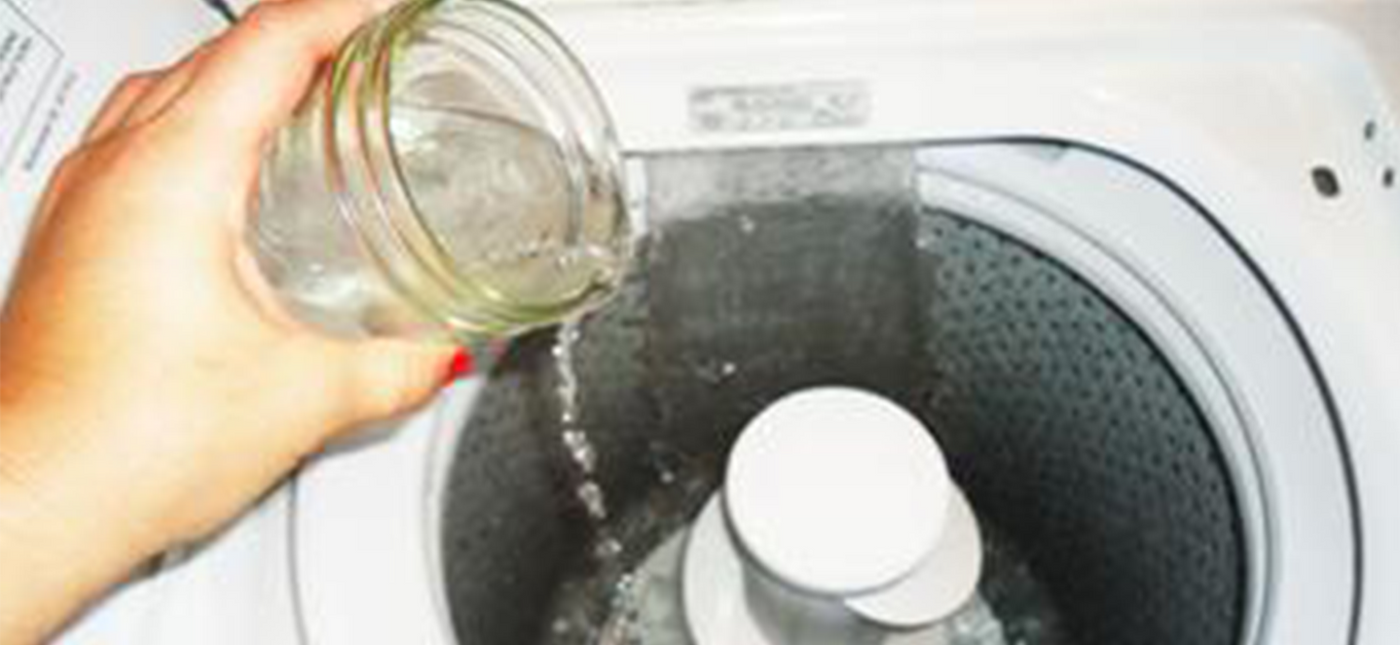 Why White Vinegar Should Be in Your Laundry Room