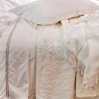 Classic Matelasse Bedspread and Shams Bundle