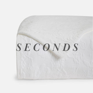 Seconds Classic White Matelasse Bedspread