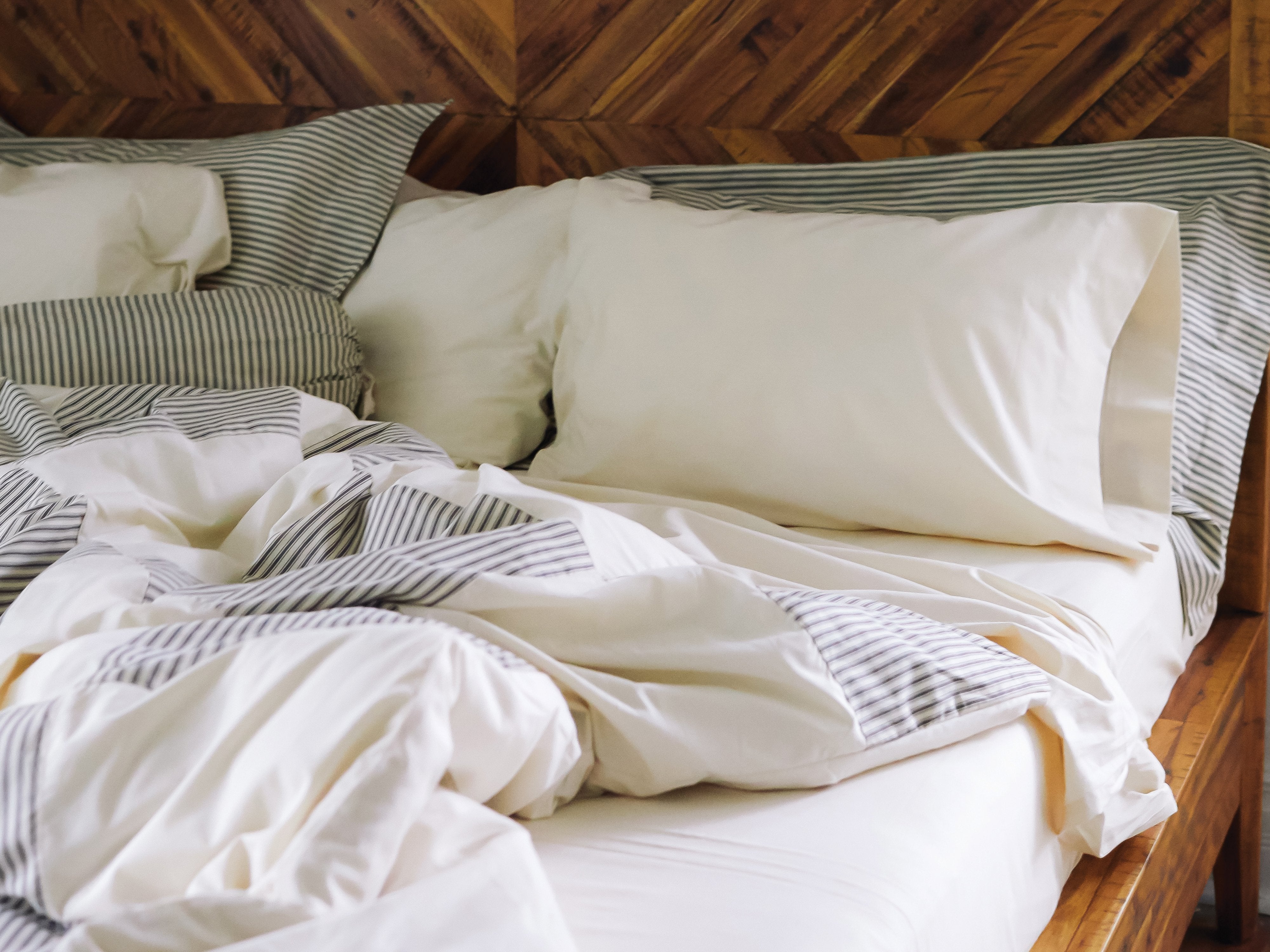 Natural Striped Linen Duvet Set in natural linen duvet cover set